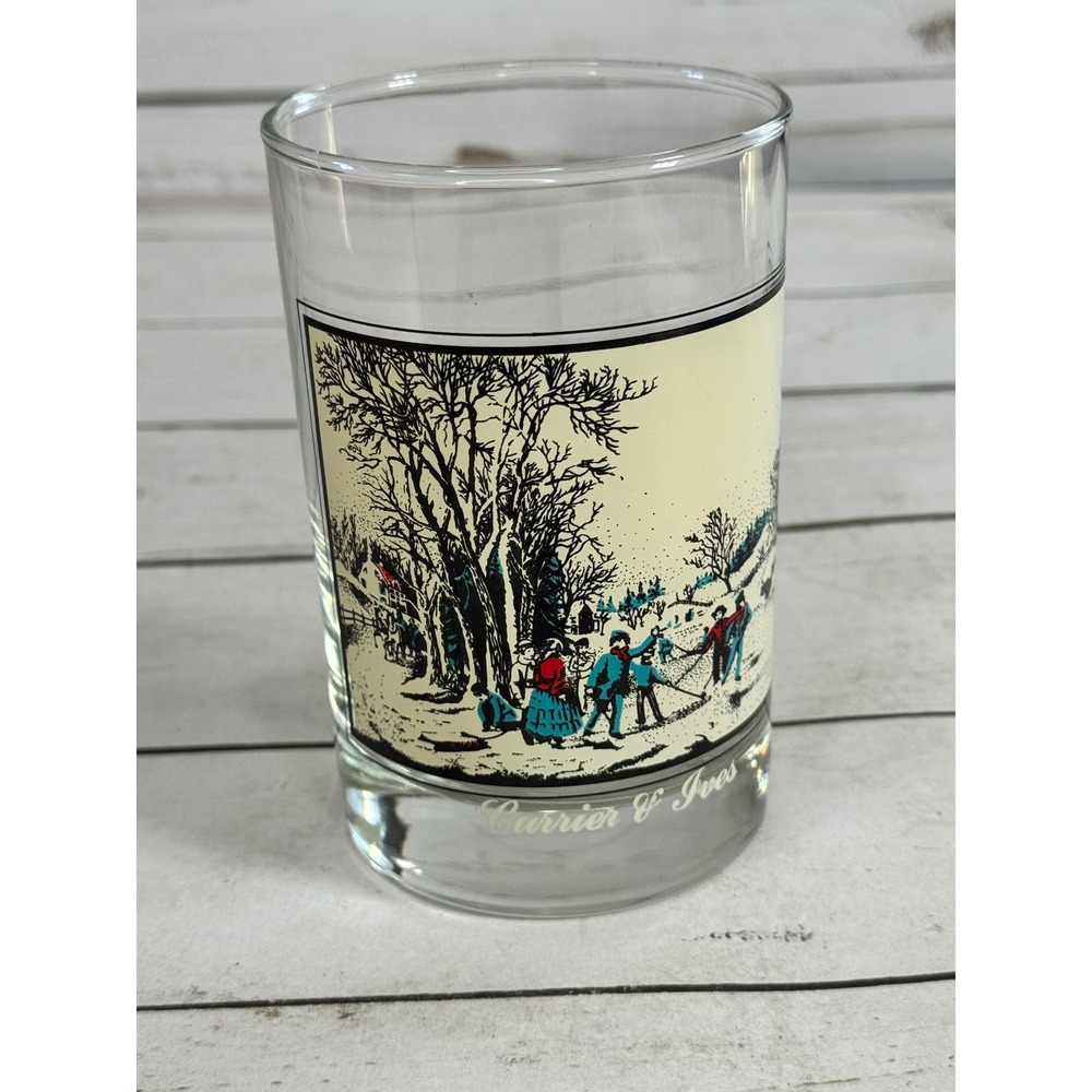 Arby's Collector's Series 1981 Currier & Ives Winter Pastime Glass Tumbler
